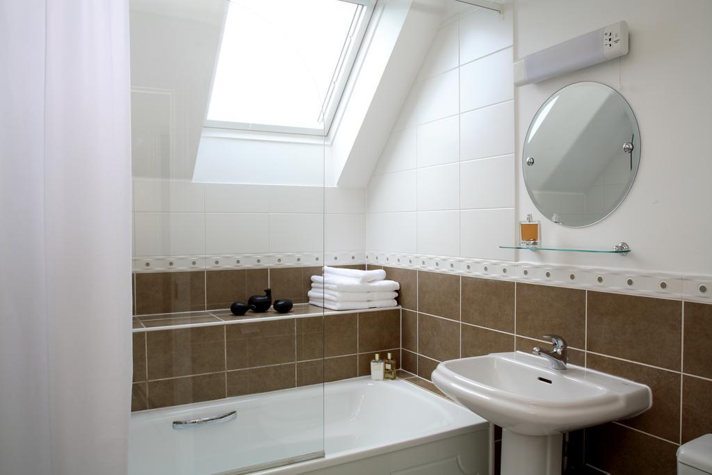 Basingstoke Apartments - Westlands House, City Centre, Home-From-Home Exterior foto